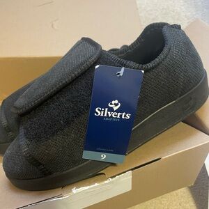 NEW Silvert Black Slip-On Slippers with Cushioned Comfort